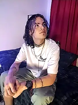 Snapshot of AlickBeliel chatting on 22, 10, 2025 AlickBeliel online show from 22, 10, 2025