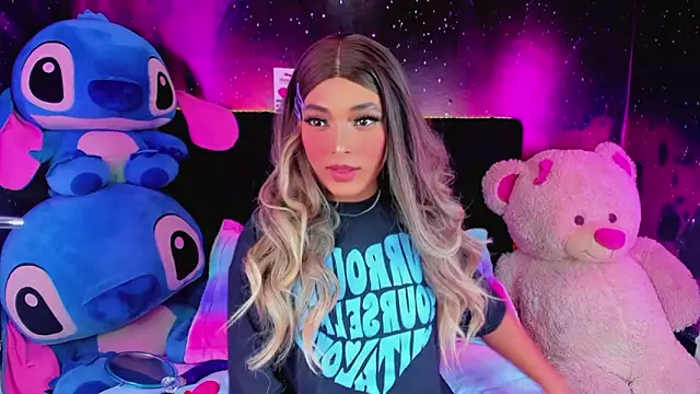 Snapshot of Alexiia_Sanchez chatting on 22, 10, 2025 Alexiia Sanchez online show from 22, 10, 2025
