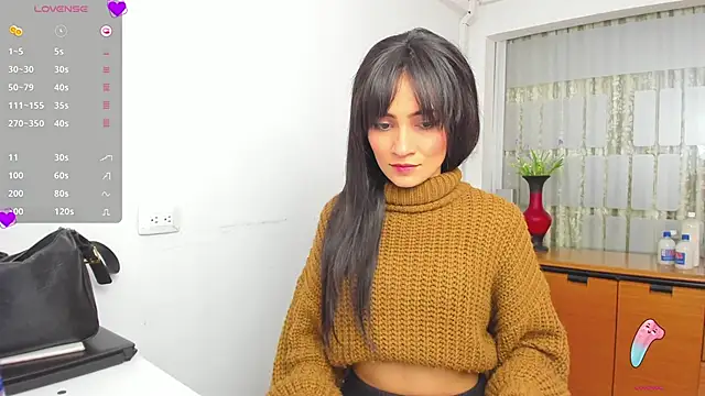 chloehanna online show from 18, 11, 2025