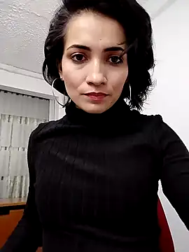 Snapshot of chloehanna chatting on 21, 10, 2025 chloehanna online show from 21, 10, 2025