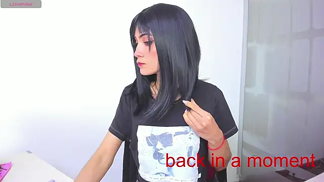 chloehanna online show from 9, 3, 2026