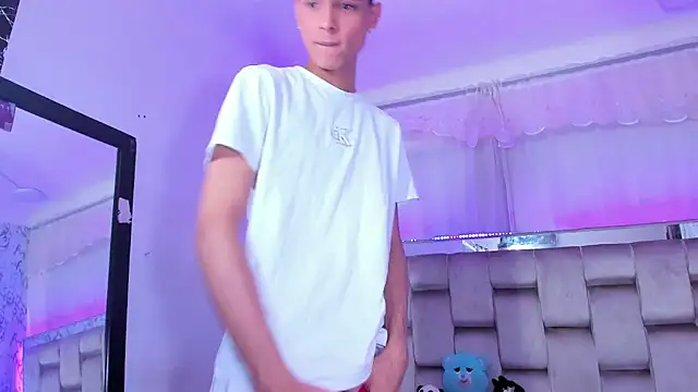 boyswantingplay online show from 25, 11, 2025