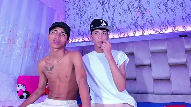 boyswantingplay online show from 5, 11, 2025