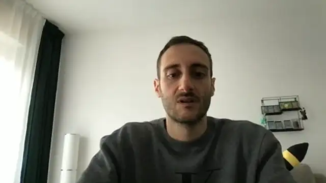 Snapshot of LukaShyGuy chatting on 15, 5, 2026 LukaShyGuy online show from 15, 5, 2026