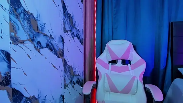 Scarlet DLuce online show from 15, 3, 2026