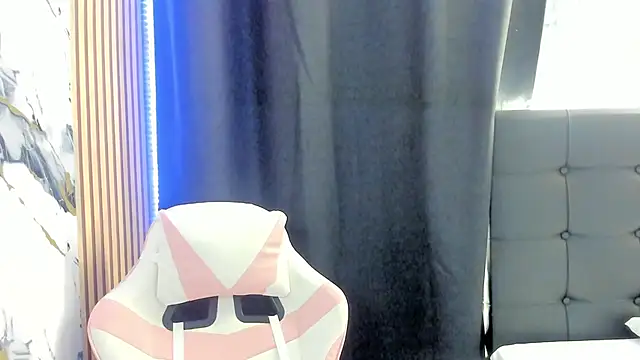 Scarlet DLuce online show from 28, 11, 2025