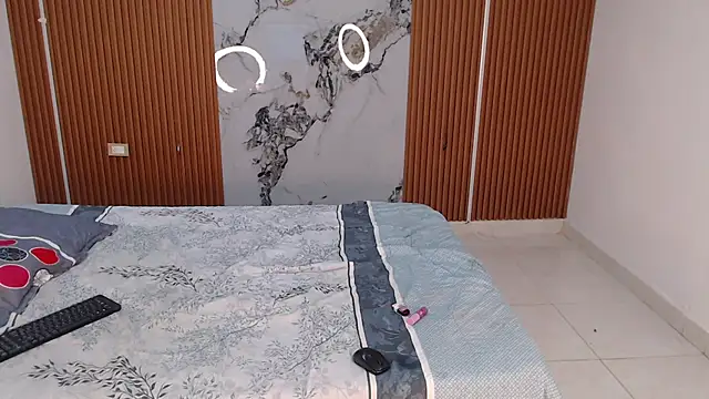 rosselyn  online show from 29, 11, 2025