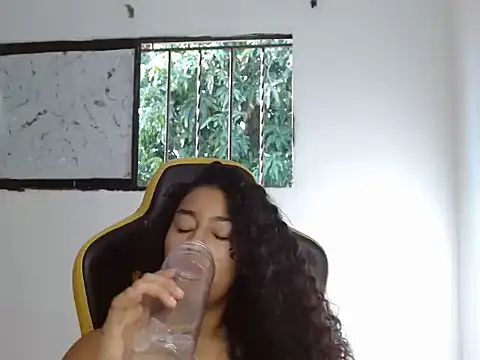 emily stars1 online show from 4, 12, 2025