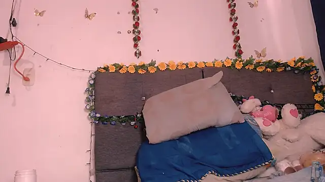 Soraya hott online show from 8, 4, 2026