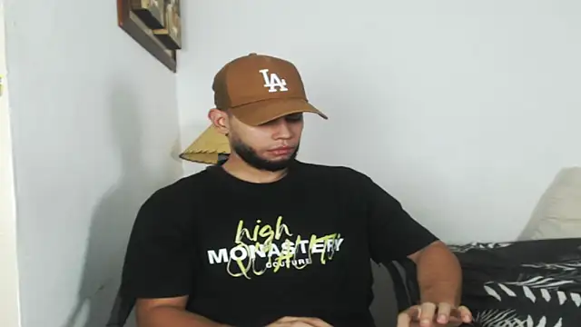 Snapshot of Maxcole_07 chatting on 29, 10, 2025 Maxcole 07 online show from 29, 10, 2025