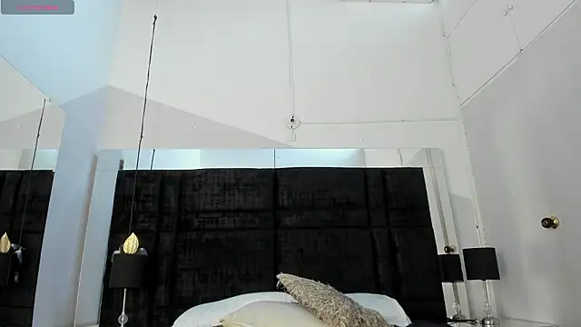 EmmadaSilva online show from 20, 2, 2026