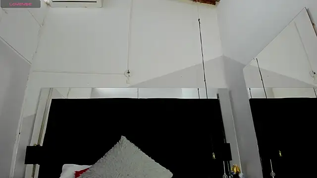 Snapshot of EmmadaSilva chatting on 22, 5, 2026 EmmadaSilva online show from 22, 5, 2026