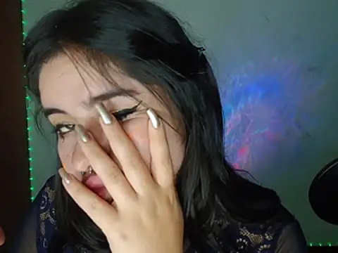 Snapshot of Magic_Alicee_ chatting on 10, 7, 2026 Magic Alicee online show from 10, 7, 2026