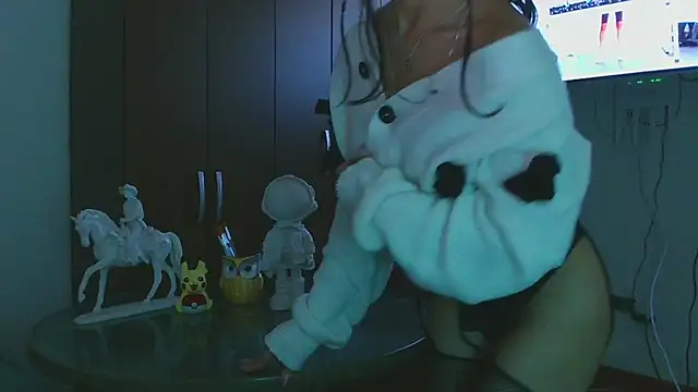 LissyM online show from 11, 11, 2025