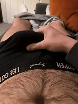 sevenisthemagicnum online show from 2, 4, 2026