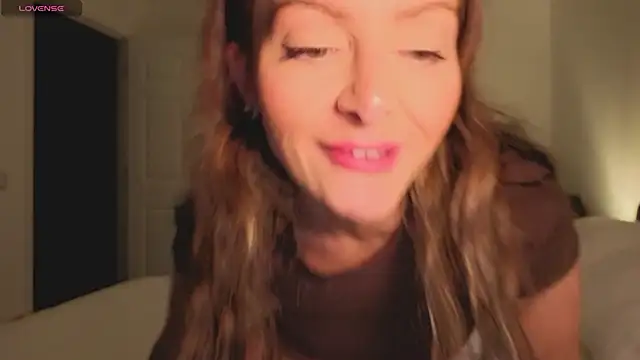 Lovelavender  online show from 26, 11, 2025