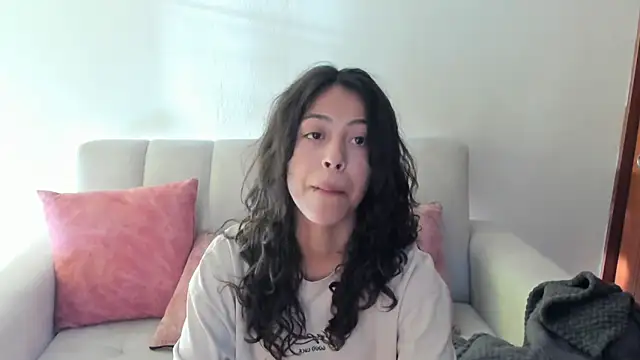 emily jonessxx online show from 1, 11, 2025