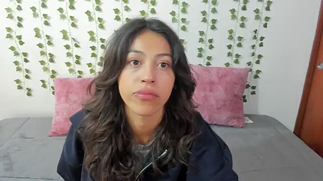 emily jonessxx online show from 27, 2, 2026