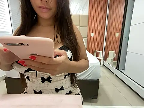 nathalia Silva online show from 14, 3, 2026