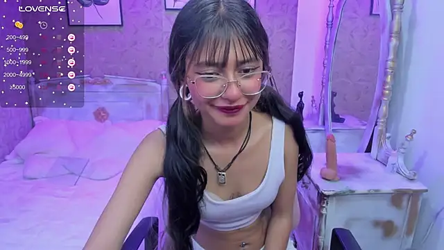 Snapshot of Noa_clk chatting on 29, 11, 2025 Noa clk online show from 29, 11, 2025