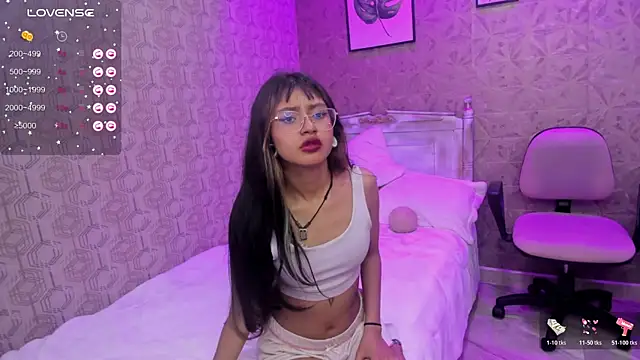 Snapshot of Noa_clk chatting on 5, 12, 2025 Noa clk online show from 5, 12, 2025