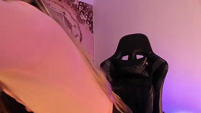 DannysaStar  online show from 28, 11, 2025