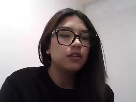 Snapshot of an40m chatting on 23, 10, 2025 an40m online show from 23, 10, 2025