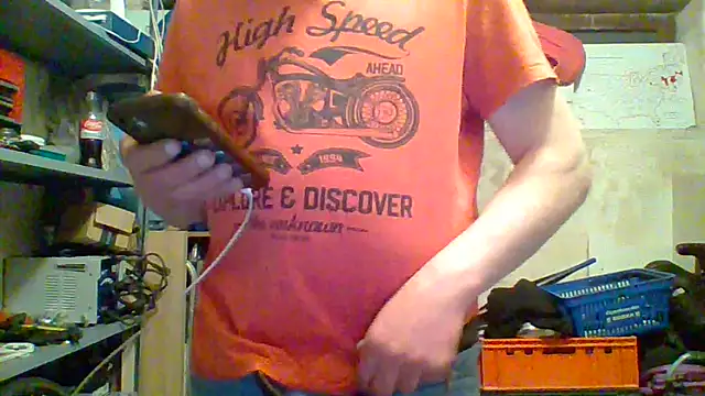Snapshot of tommy3300 chatting on 28, 4, 2026 tommy3300 online show from 28, 4, 2026