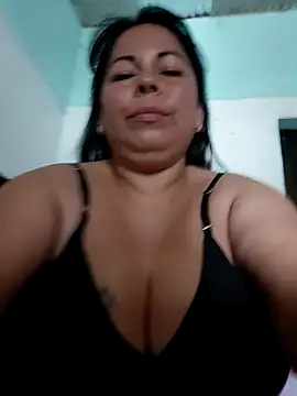 Snapshot of mother2-divorced chatting on 23, 10, 2025 mother2-divorced online show from 23, 10, 2025
