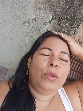 Snapshot of mother2-divorced chatting on 17, 6, 2026 mother2-divorced online show from 17, 6, 2026