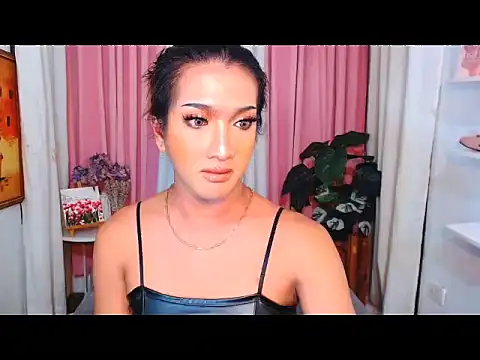 Snapshot of DianaFierce chatting on 22, 10, 2025 DianaFierce online show from 22, 10, 2025