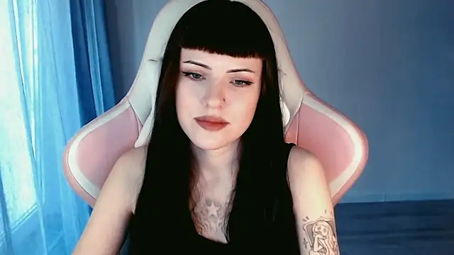 Snapshot of astra_rift chatting on 1, 5, 2026 astra rift online show from 1, 5, 2026