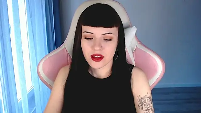 Snapshot of astra_rift chatting on 23, 4, 2026 astra rift online show from 23, 4, 2026