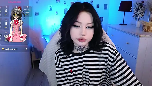 Emma Kirks online show from 12, 6, 2026