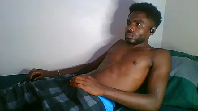 Snapshot of Suamyst_25 chatting on 4, 7, 2026 Suamyst 25 online show from 4, 7, 2026