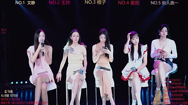 Snapshot of girl-and-life chatting on 22, 10, 2025 girl-and-life online show from 22, 10, 2025
