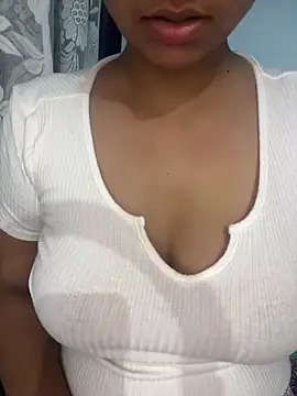 Cute Marina online show from 28, 7, 2026