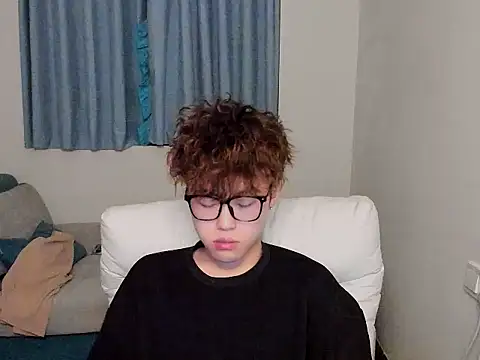 Snapshot of L1kuto chatting on 22, 10, 2025 L1kuto online show from 22, 10, 2025