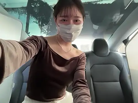 karenchaaan online show from 29, 10, 2025