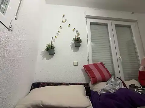 Albert Madrid online show from 5, 2, 2026