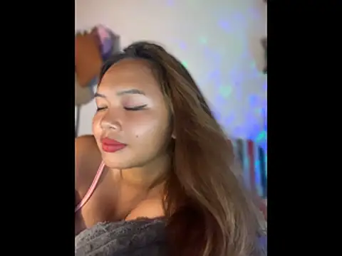 Snapshot of chicc_alexa chatting on 14, 4, 2026 chicc alexa online show from 14, 4, 2026