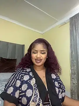 Snapshot of Amberr_Roose chatting on 27, 6, 2026 Amberr Roose online show from 27, 6, 2026
