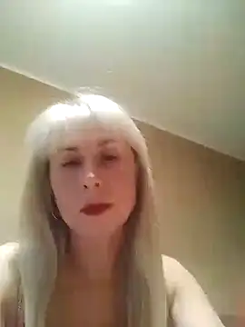 Snapshot of SelinaLovqx chatting on 23, 10, 2025 SelinaLovqx online show from 23, 10, 2025