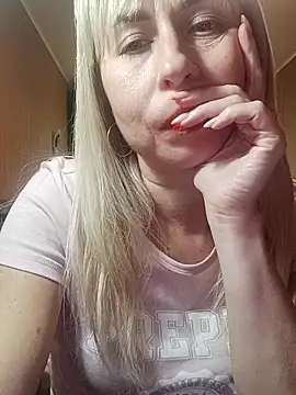 SelinaLovqx online show from 21, 12, 2025