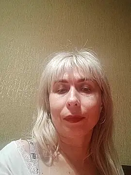 Snapshot of SelinaLovqx chatting on 22, 10, 2025 SelinaLovqx online show from 22, 10, 2025