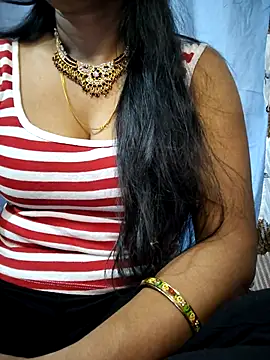 Ezabelljohn online show from 11, 4, 2026