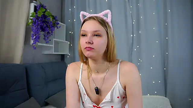 ElissaGlod online show from 19, 2, 2026