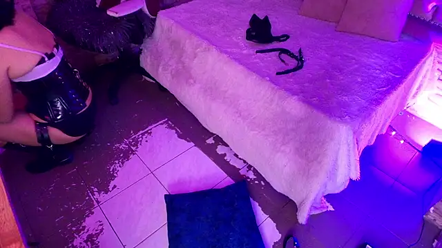 Roxanne Han online show from 18, 3, 2026