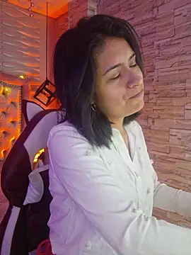 Roxanne Han online show from 8, 2, 2026