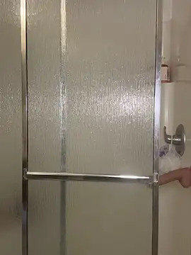 elliepixie online show from 13, 4, 2026